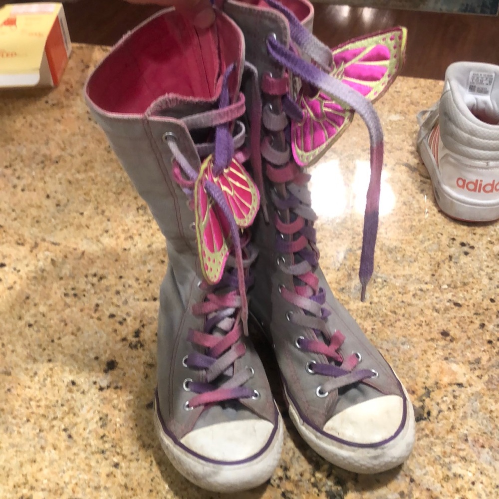 Knee high converse with butterfly laces!